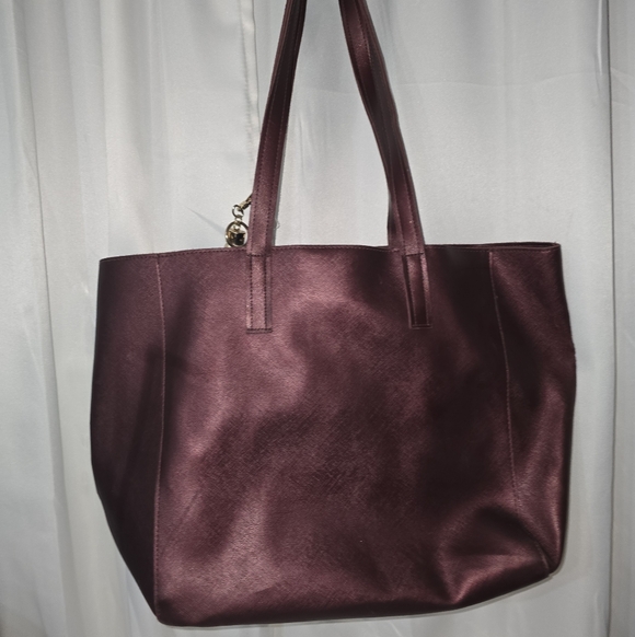 Tote VINYL LARGE SHOULDER BAG - Picture 3 of 11